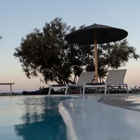 Beltramo Santorini 2 Bedroom Private Pool Вилла